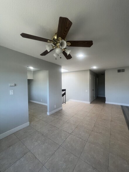 Building Photo - 23322 Caminito Andreta