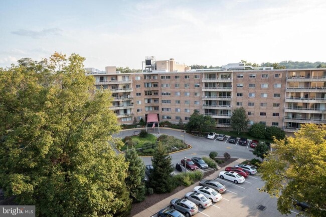 Building Photo - 100 West Ave