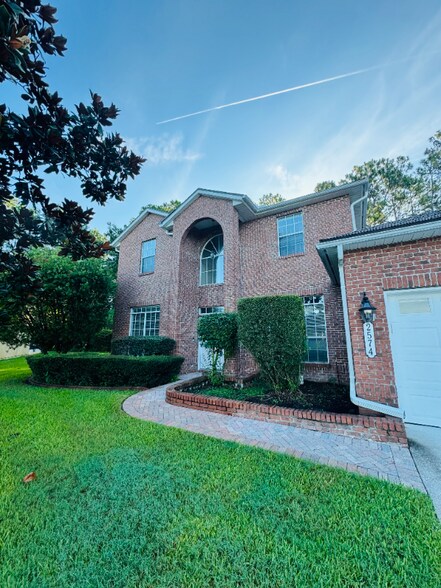 Primary Photo - 2574 Whispering Pines Dr