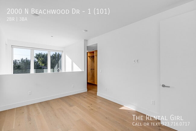 Building Photo - 2000 Beachwood Dr