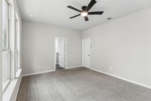 Building Photo - 1104 Milfoil Dr