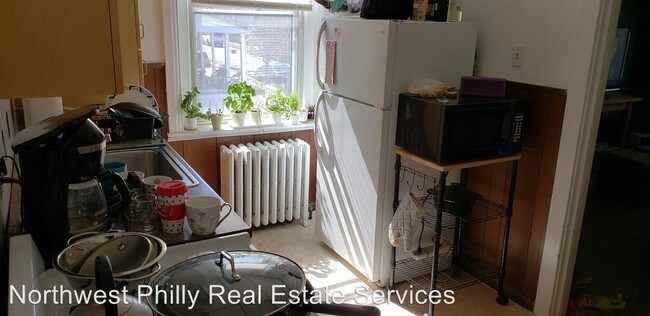 Building Photo - 22 N Sylvania Ave