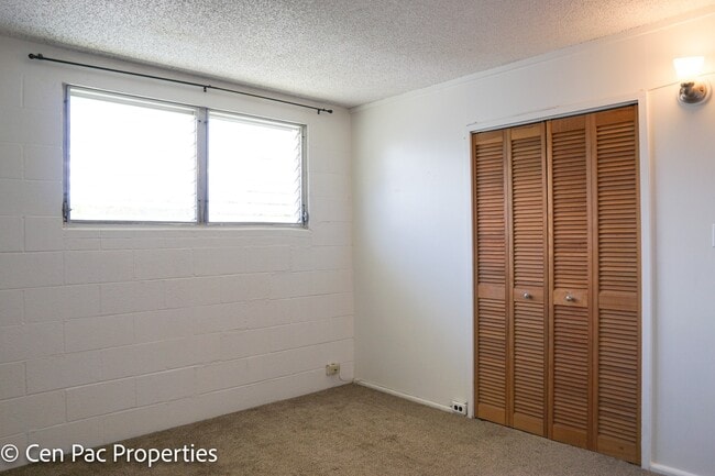 Building Photo - 95-023 Waihau St