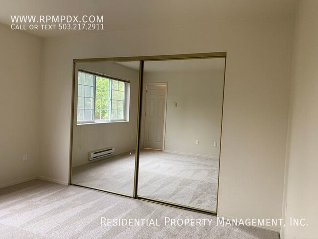 Building Photo - Orchard Hill Condo in the Heart of Tualatin!
