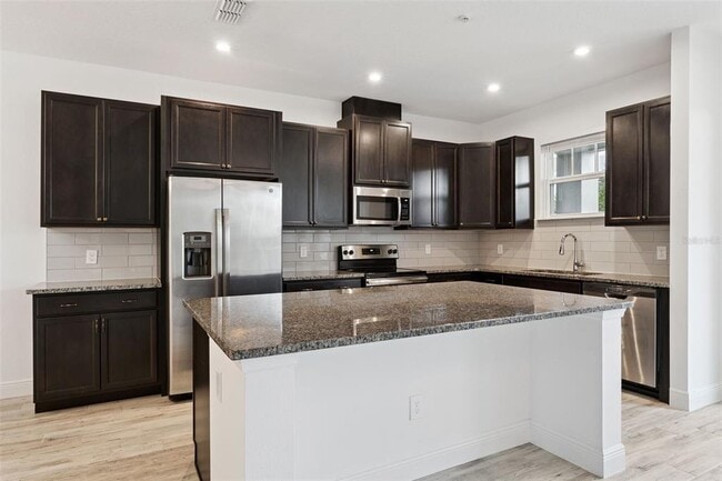 Building Photo - 13468 Stoddart Ave