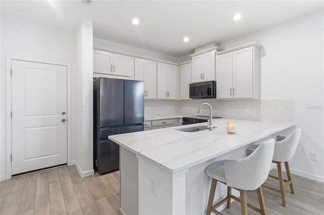 Building Photo - 1326 Tarflower Dr