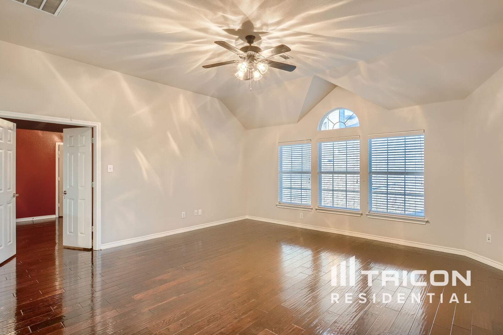 Building Photo - 2112 Pecan Ridge Dr