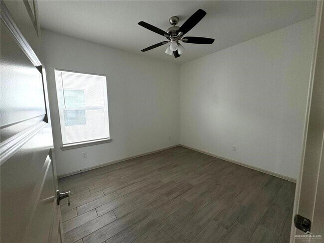 Building Photo - 7814 N 58th St