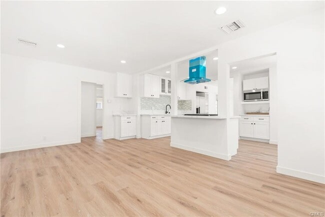 Building Photo - 2704 184th St