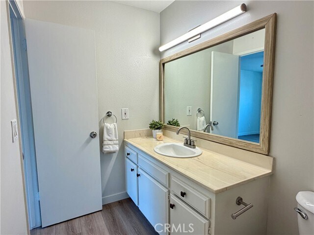 Building Photo - 1114 W 163rd St