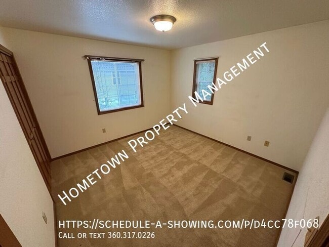 Building Photo - 3221 41st Way SE