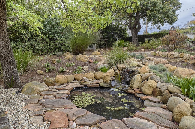 Building Photo - Beautiful home in Santa Barbara with amazing views!!