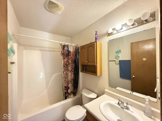 Building Photo - 8108 Maple Stream Ln