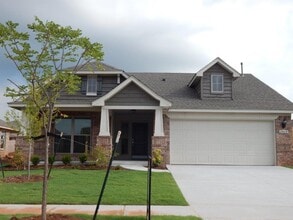 Building Photo - 2429 NW 190th St