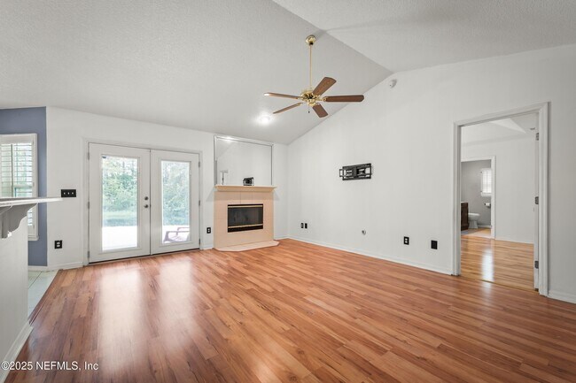 Building Photo - 5392 Heronview Ct