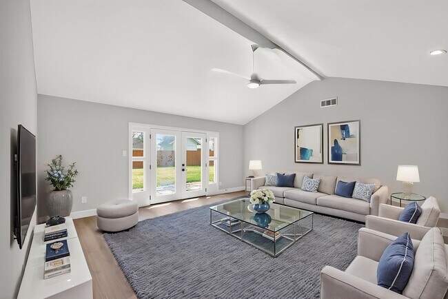 Building Photo - 5743 Ludington Dr