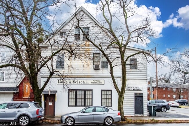 Building Photo - 224 Glenwood Ave