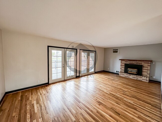 Building Photo - Charming West Salem Home - Coming Soon!
