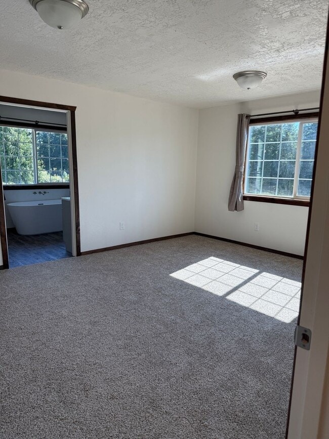 Building Photo - Country Living in this new remodel house