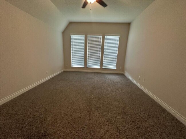 Building Photo - 23730 McNabb Spur Ln