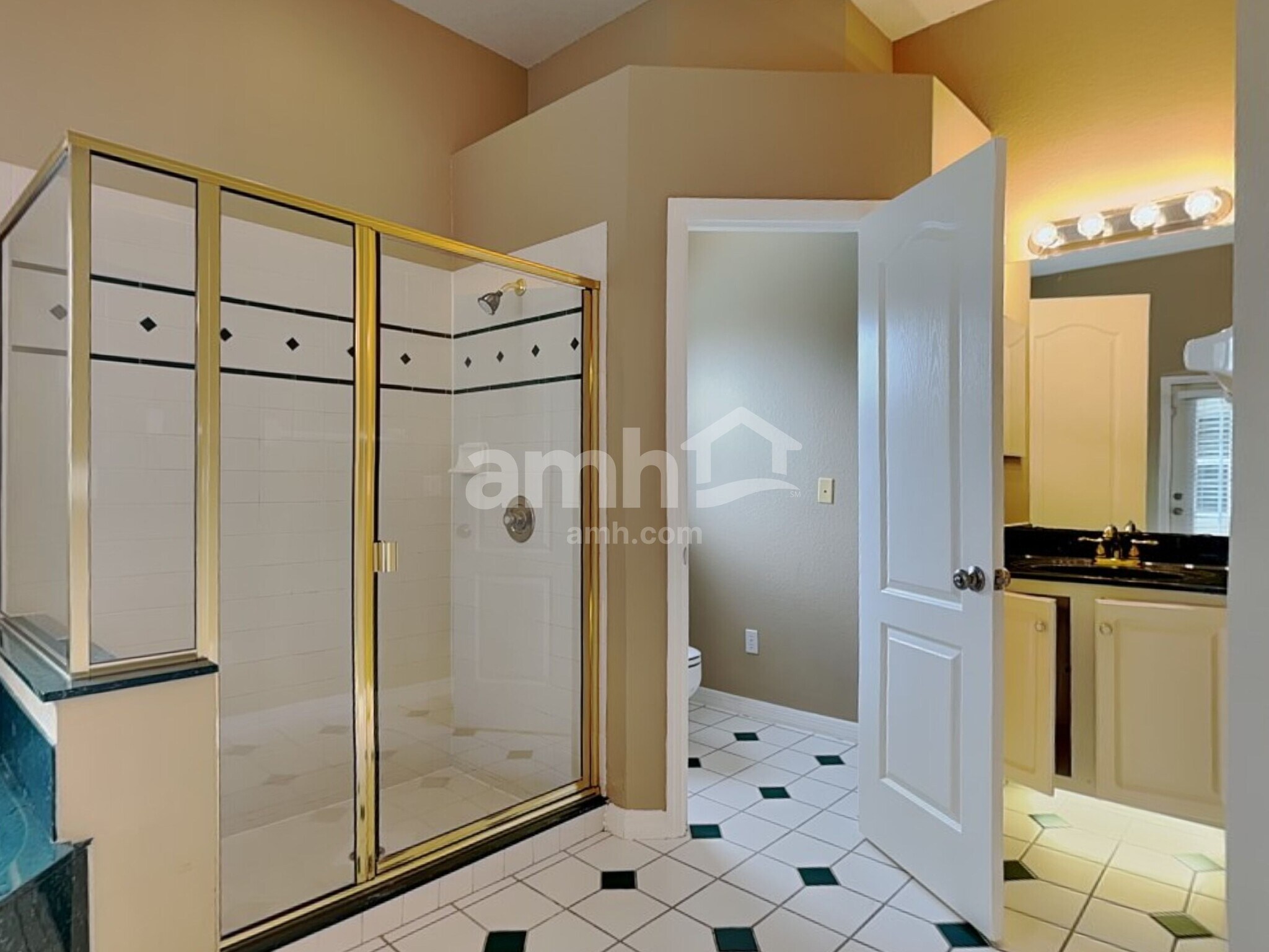 Building Photo - 1591 Crawford Dr