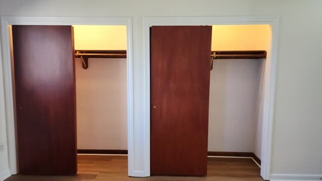 Building Photo - 1323 Worcester Rd