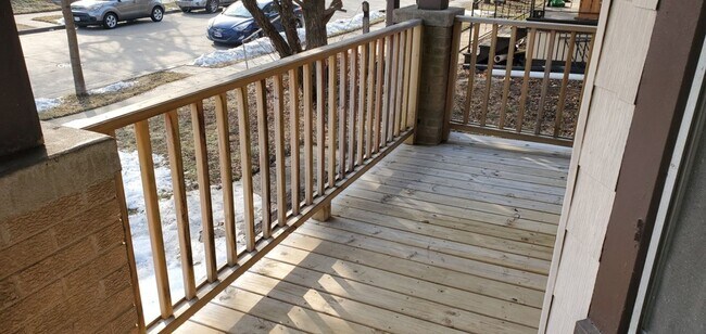 Building Photo - 74th