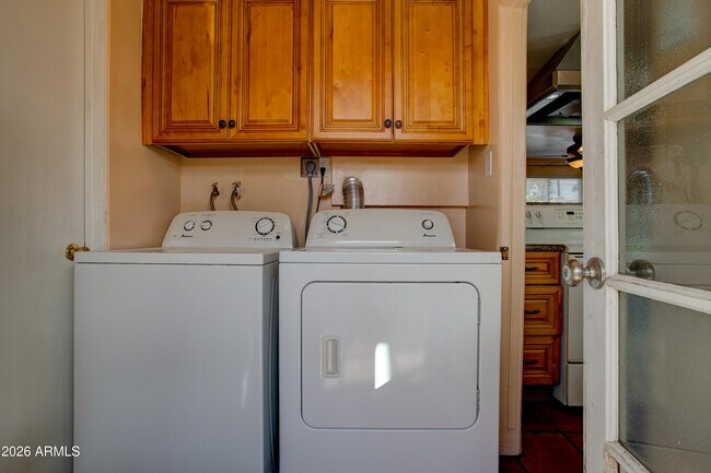 Building Photo - 4491 N 21st St