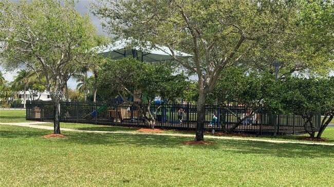 Building Photo - 9468 SW 221st Ln