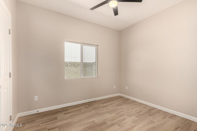 Building Photo - 2746 W Pima St