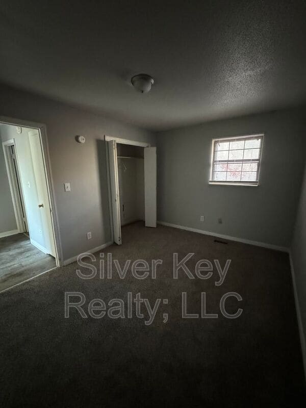 Building Photo - 130 Watts Rd