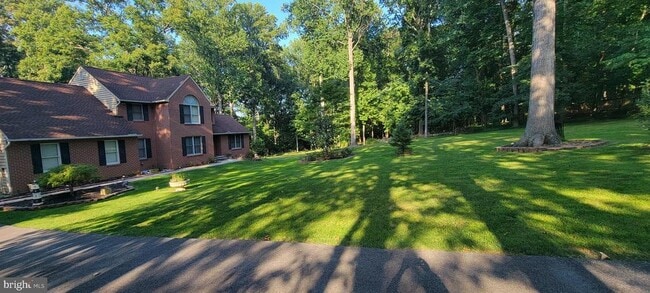 Building Photo - 12 Brian Daniel Ct