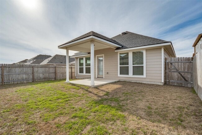 Building Photo - 17119 Alturas Ave