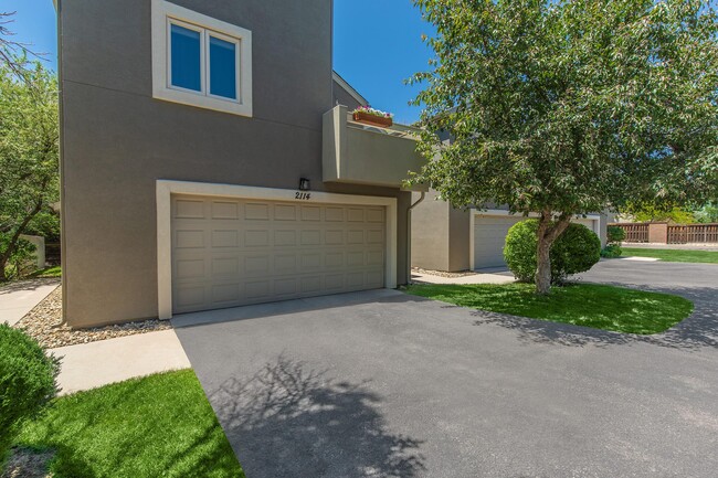 Building Photo - Broadview Ridge Townhomes