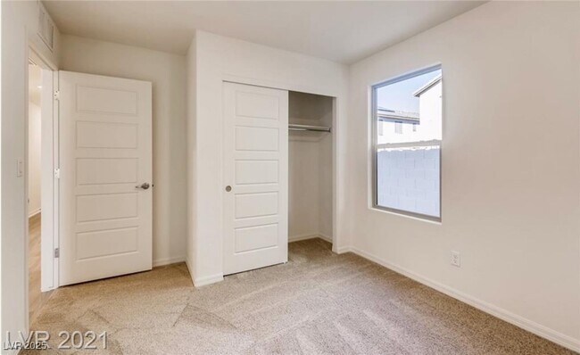 Building Photo - 610 Abrazar Ave