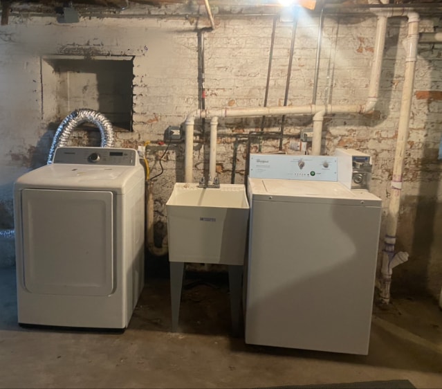 Laundry Room - 8352 S Peoria St
