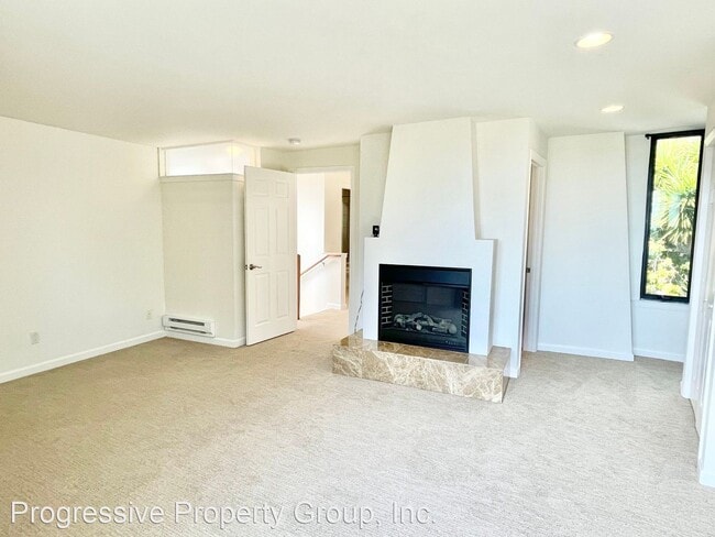 Building Photo - 3 br, 4 bath House - 338 Holladay Avenue