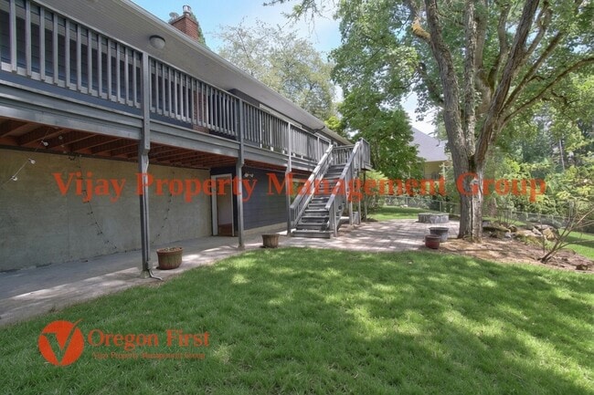 Building Photo - 12274 NW Coleman Dr
