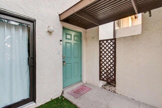 Building Photo - 21682 Cypress Rd