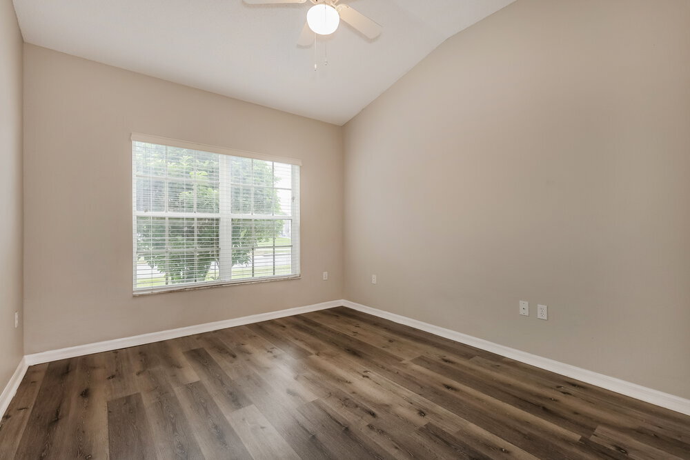 Building Photo - 1620 Totem Pole Way