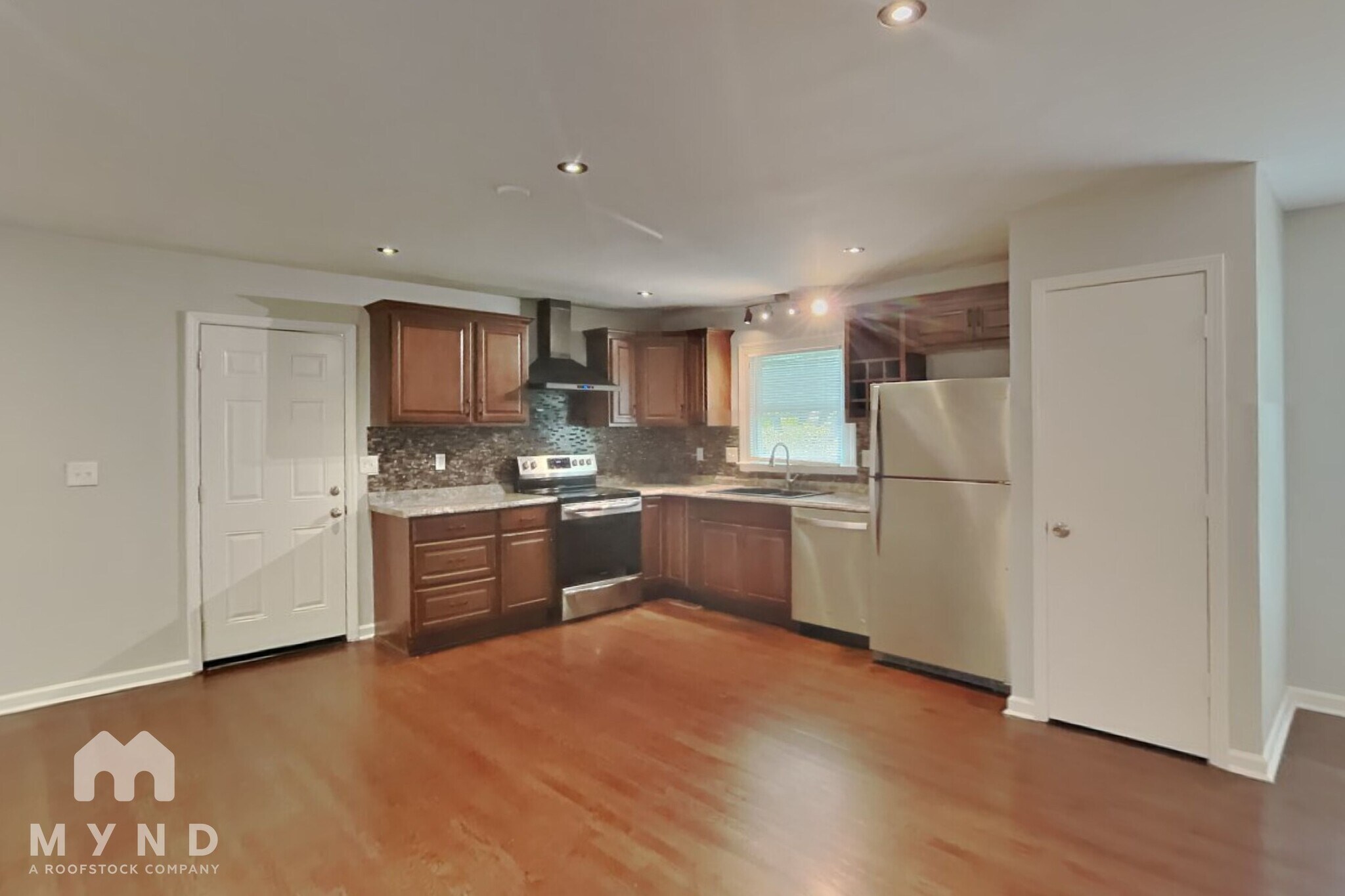 Building Photo - 6815 Saddle Ridge Rd