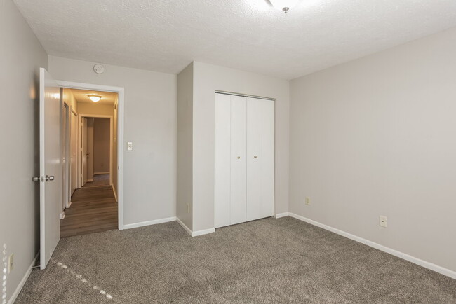 Building Photo - 4511 Tucson Dr