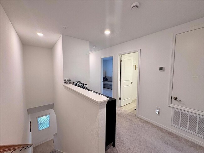 Building Photo - 5020 Revolutionary Wy