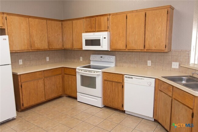 Building Photo - 304 Jeff Gordon Dr