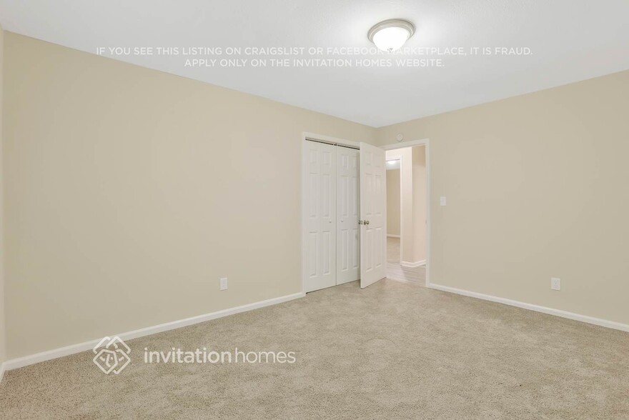 Building Photo - 6255 David Ln SW
