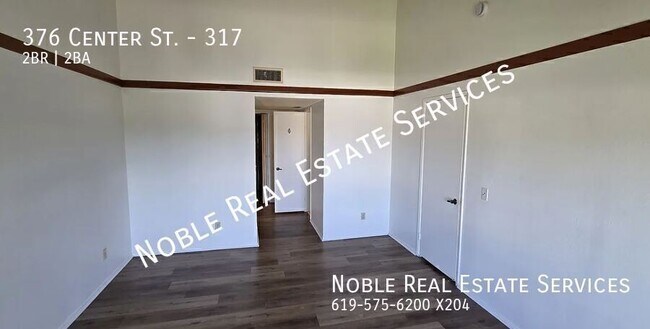 Building Photo - 376 Center St