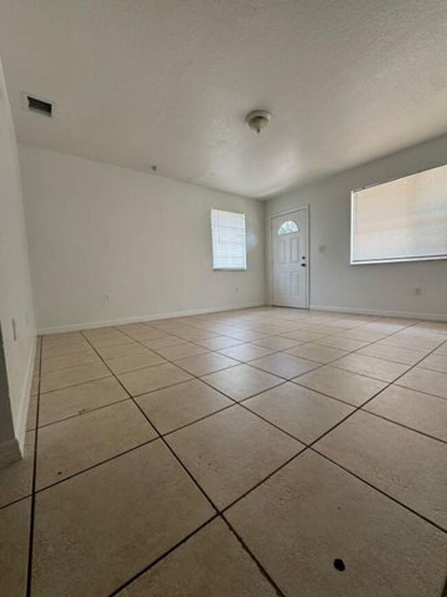 Building Photo - 240 NW 56th St