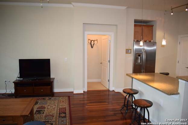 Building Photo - 7342 Oak Manor Dr