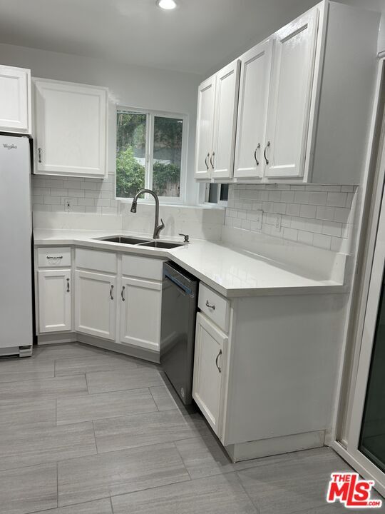 Building Photo - 12417 Stanwood Pl