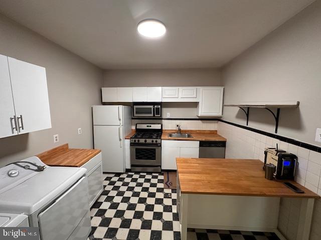 Building Photo - 373 E Butler Ave